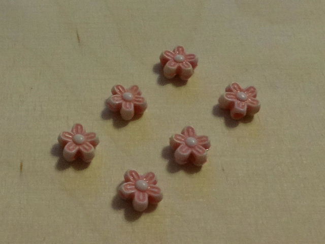 Sechs Perlen kleine Blume rosa